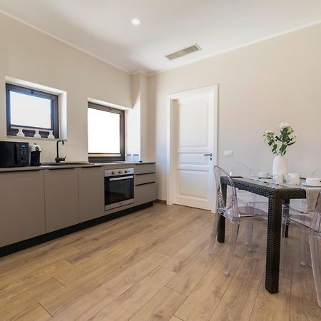 Ruggero Settimo - Room & Suite Palermo Luaran gambar