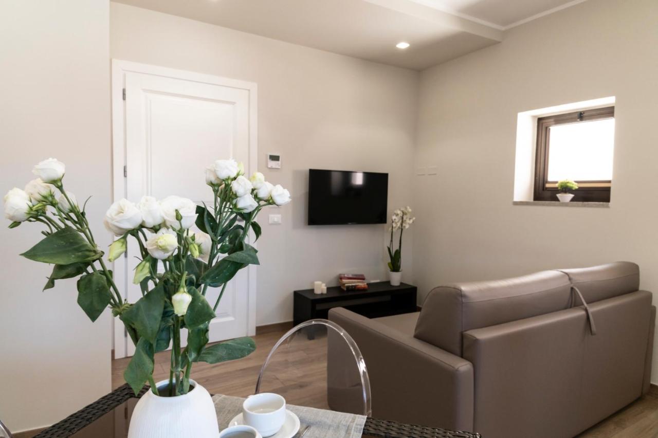 Ruggero Settimo - Room & Suite Palermo Luaran gambar