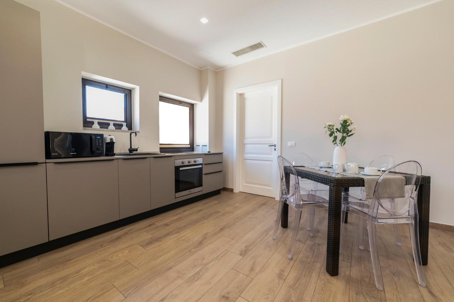Ruggero Settimo - Room & Suite Palermo Luaran gambar